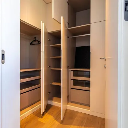 Prata Riverside I By Innkeeper Apartman